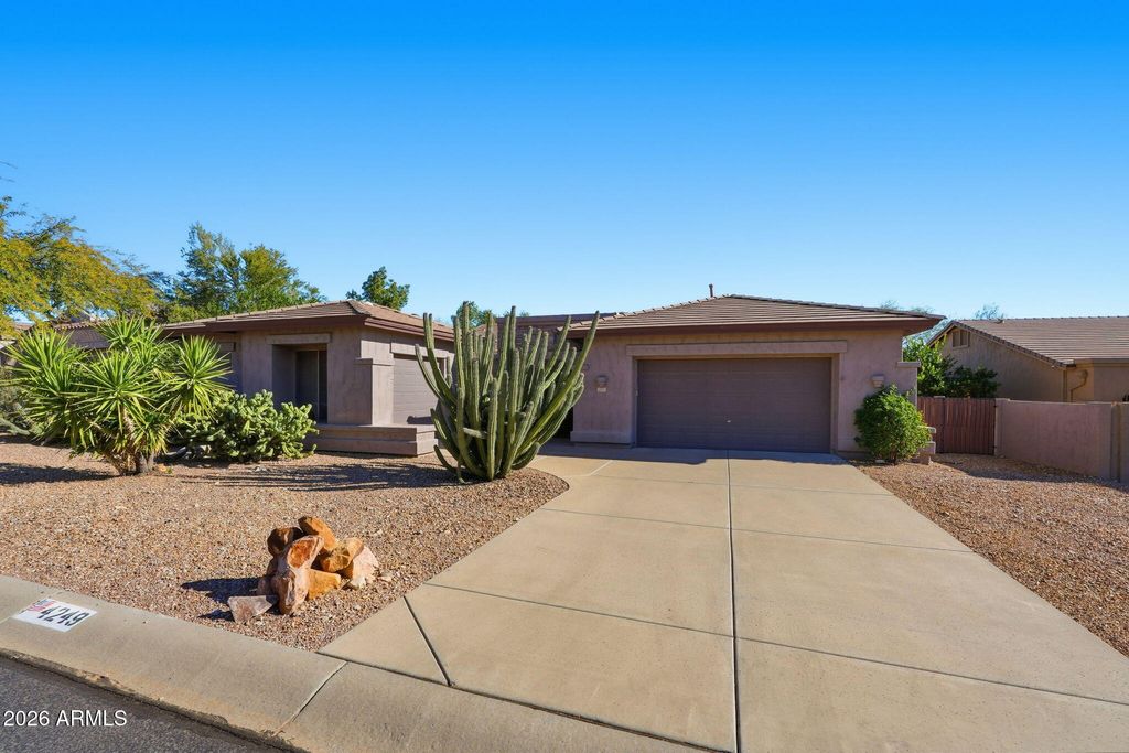 Photo of 4249 S Las Villa Way, Gold Canyon, AZ 85118 (MLS # 6975560)