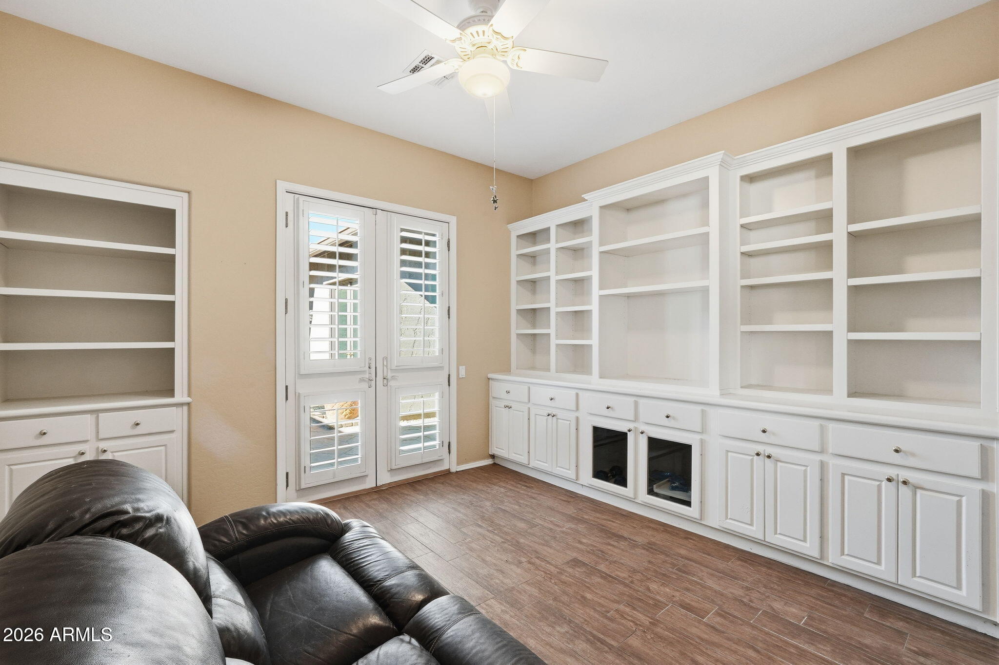 4249 S LAS VILLA Way