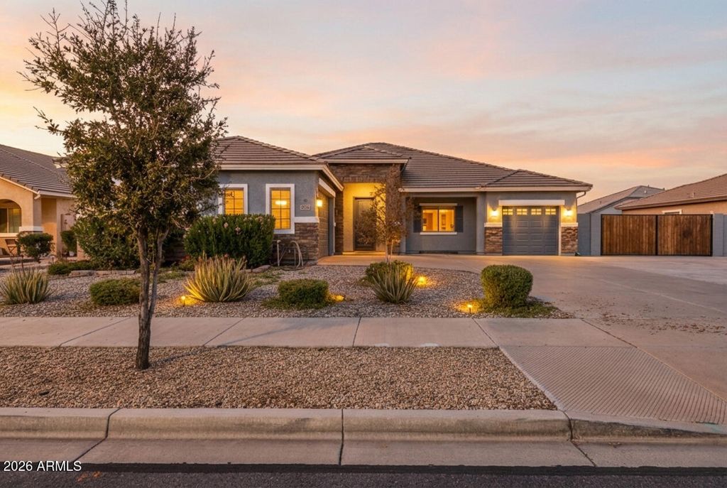 Photo of 21748 E Escalante Road, Queen Creek, AZ 85142 (MLS # 6973530)