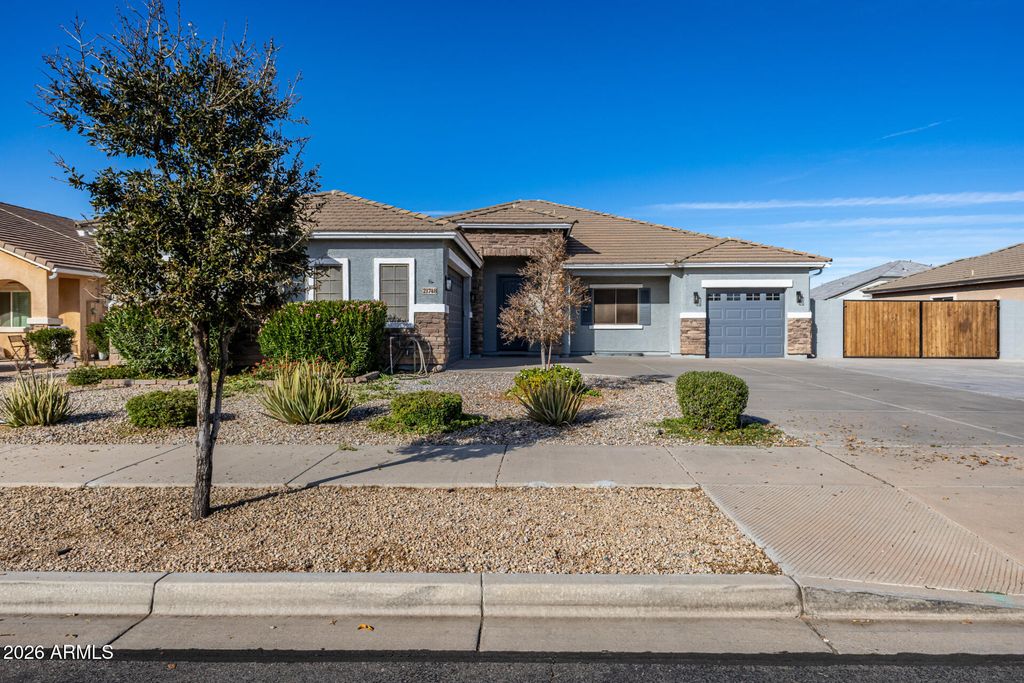 Photo of 21748 E Escalante Road, Queen Creek, AZ 85142 (MLS # 6973530)