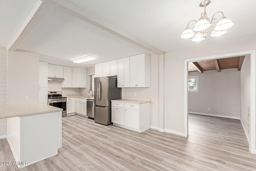 Photo of 655 W Dana Avenue, Mesa, AZ 85210 (MLS # 6931239)