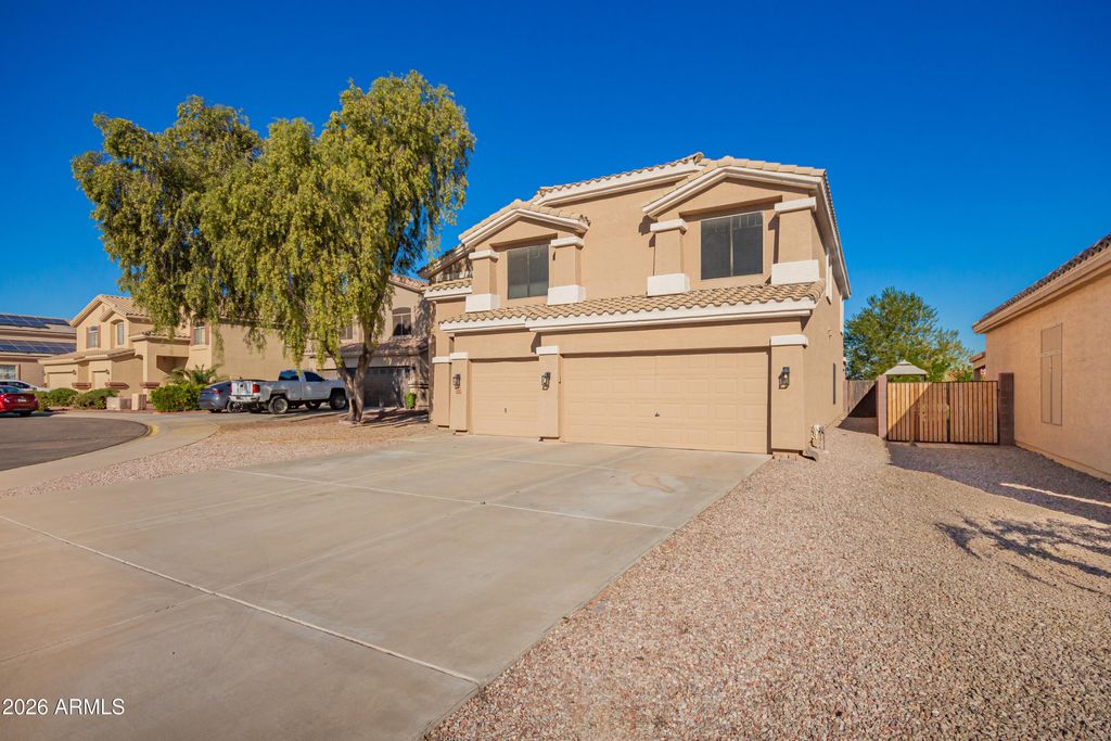 Photo of 12362 W Highland Avenue, Avondale, AZ 85392 (MLS # 6971787)