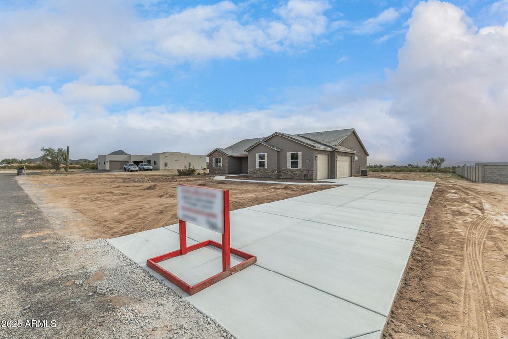 Photo of 12096 W Jaiden Street, Casa Grande, AZ 85194 (MLS # 6953253)