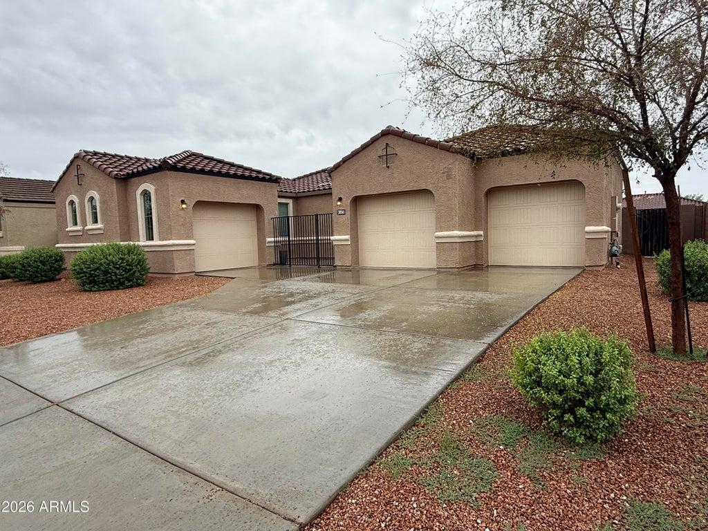 Photo of 30565 W Clarendon Avenue, Buckeye, AZ 85396 (MLS # 7086857)