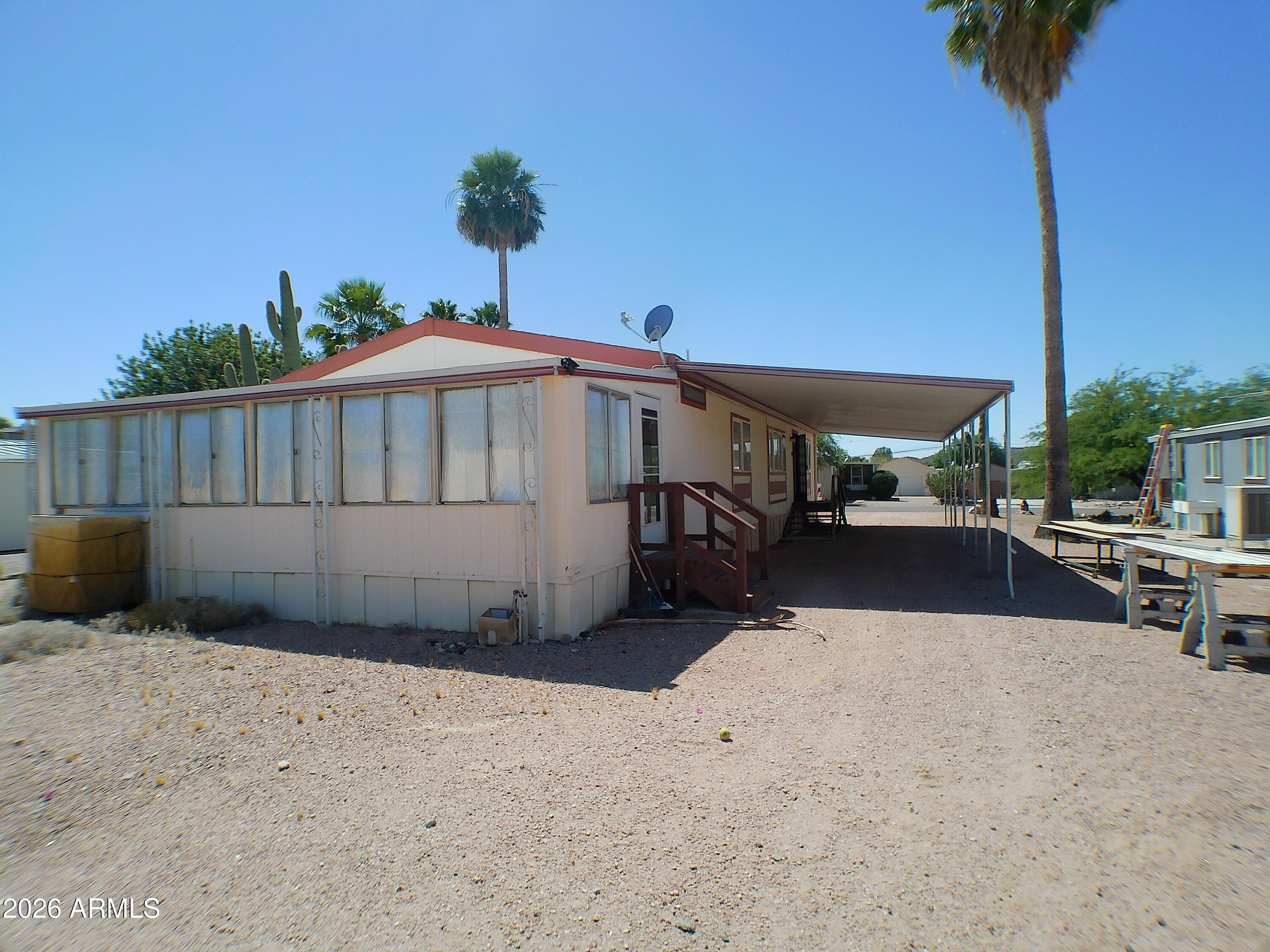 393 N BUCKHORN Court