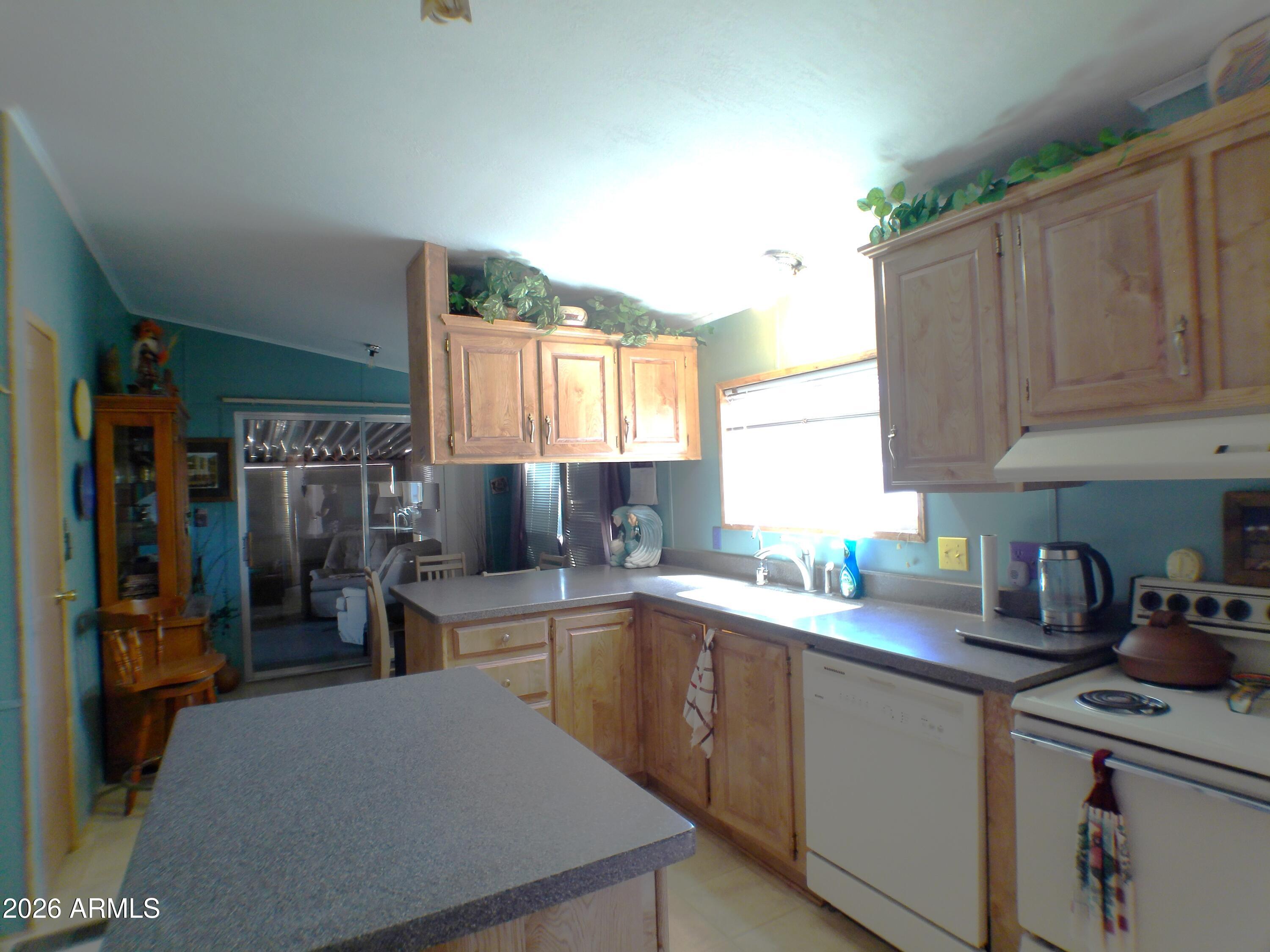 393 N BUCKHORN Court