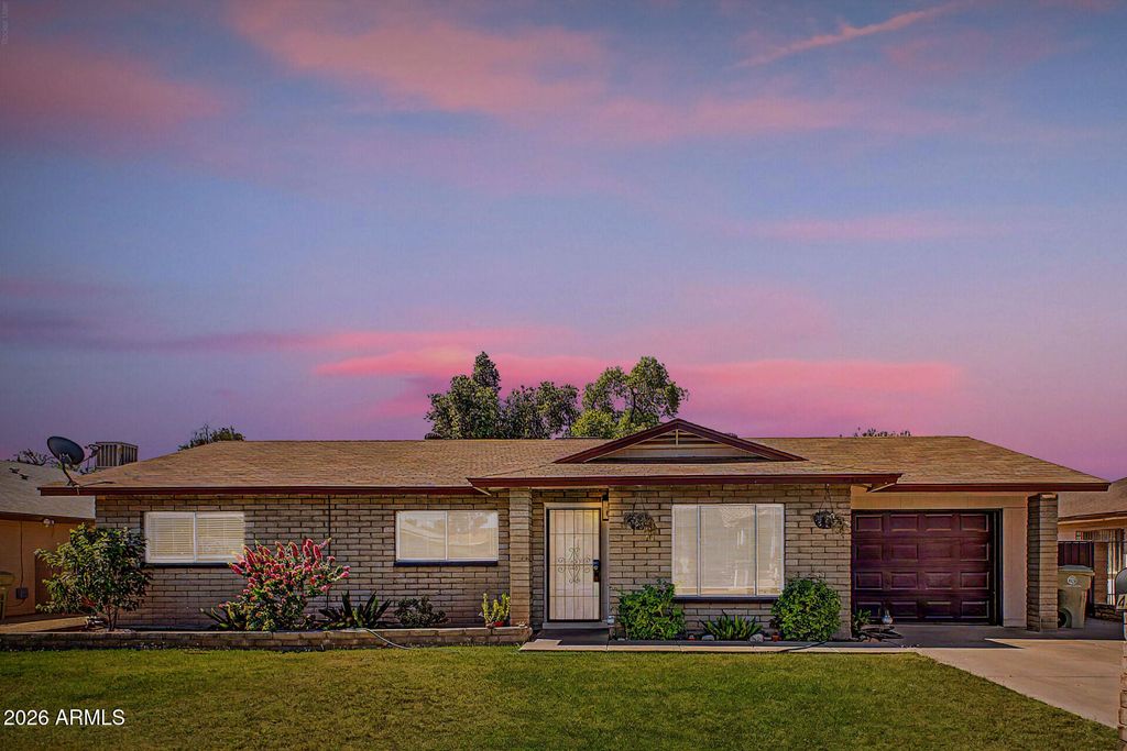 Photo of 4519 W Gardenia Avenue, Glendale, AZ 85301 (MLS # 7026230)