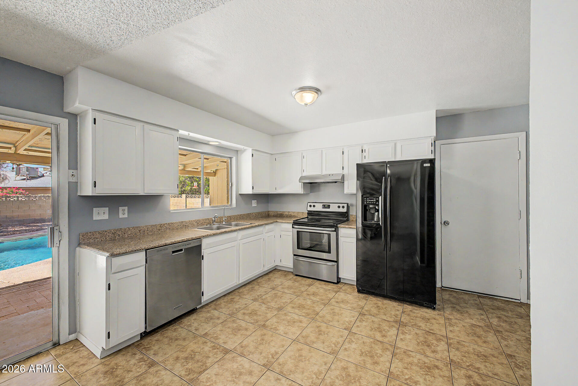 PALM LANE VILLAGE - Residential