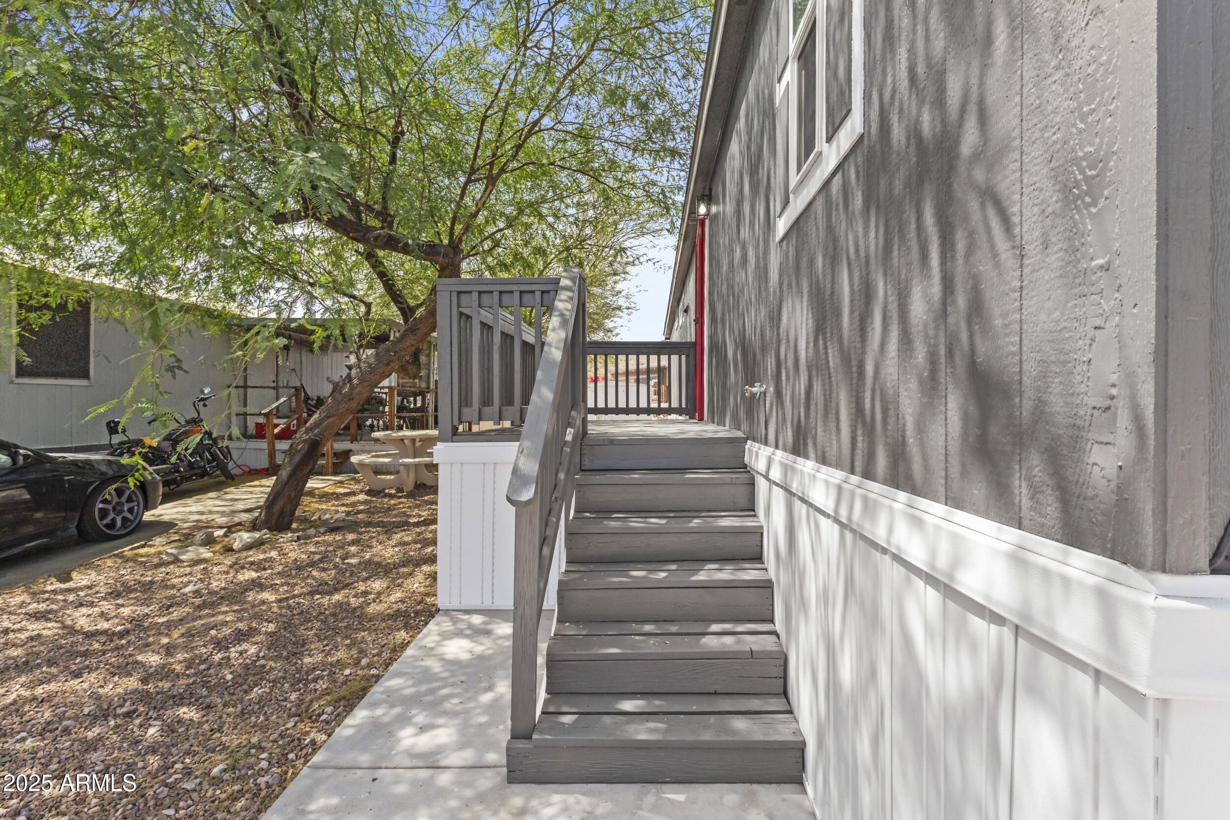 1123 W Summerside Road