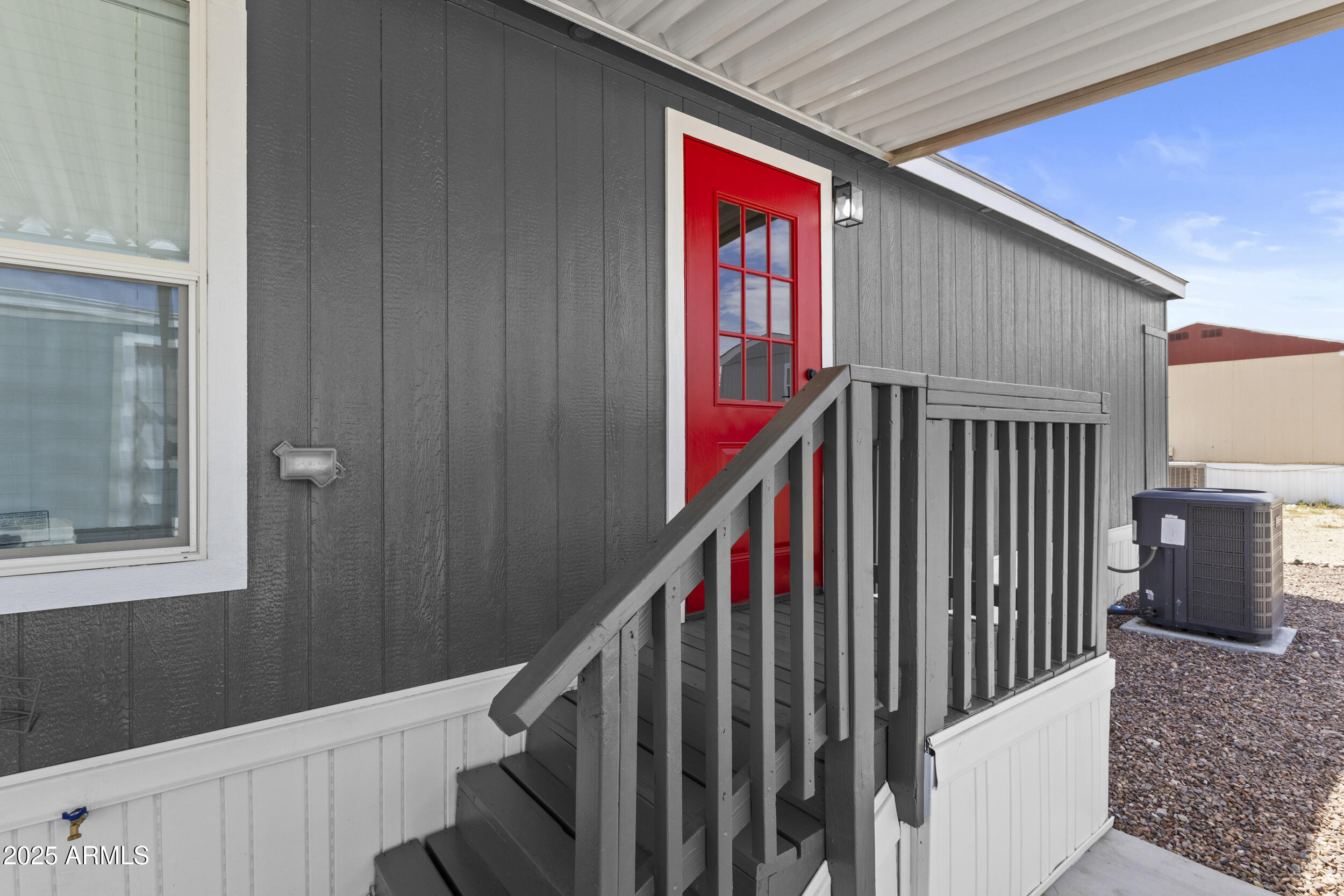 1123 W Summerside Road