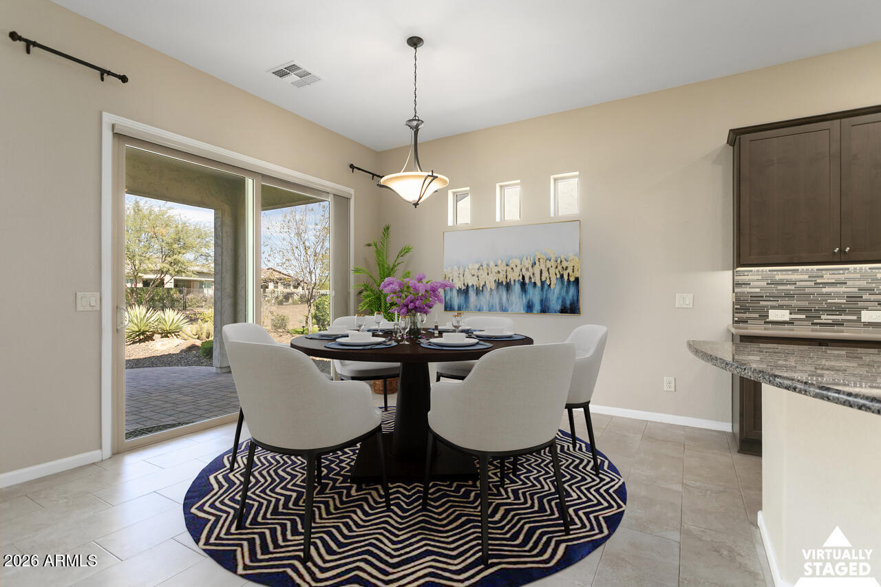 16844 W ROANOKE Avenue