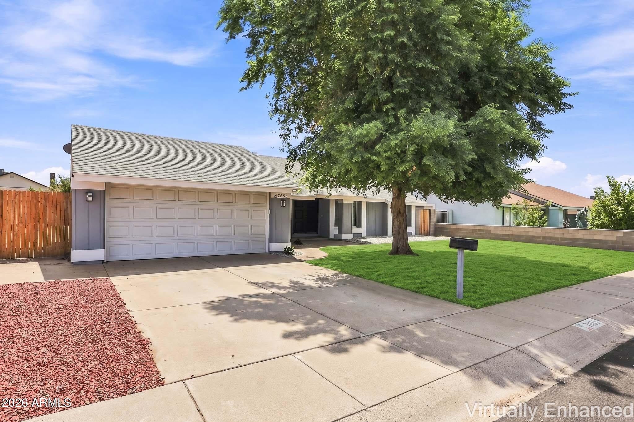 7635 W COLLEGE Drive