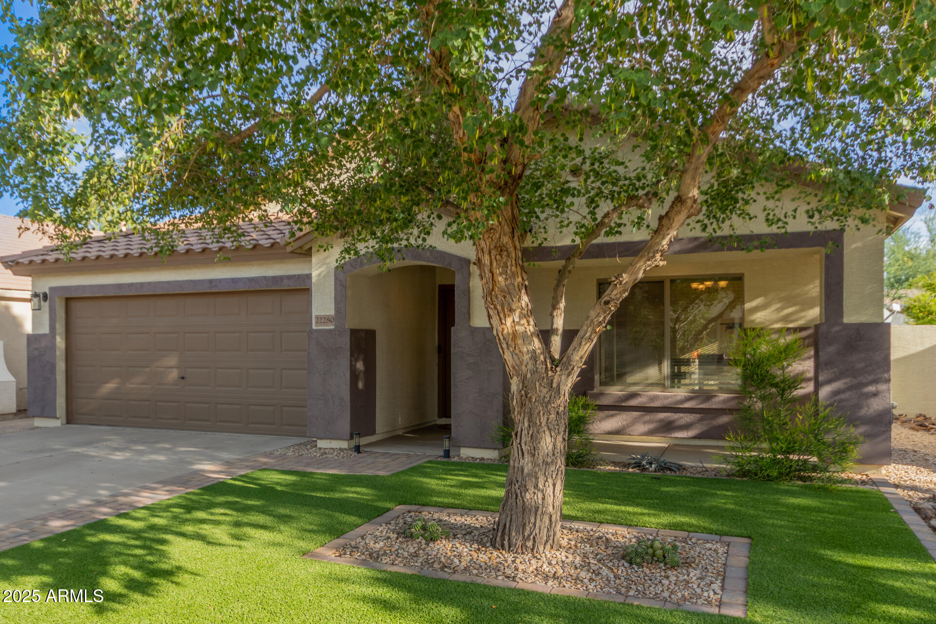 22280 E VIA DEL RANCHO --