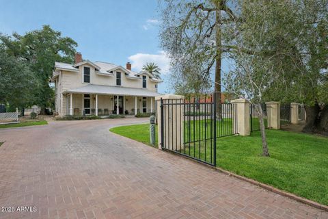 820 S FARMER Avenue Tempe AZ 85281