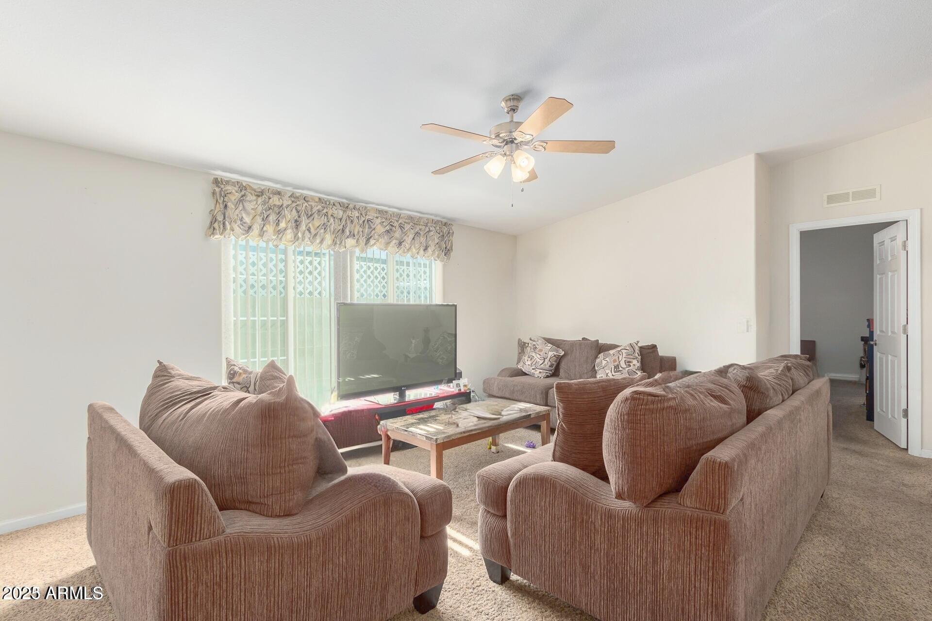 8601 N 103RD Avenue Avenue 250