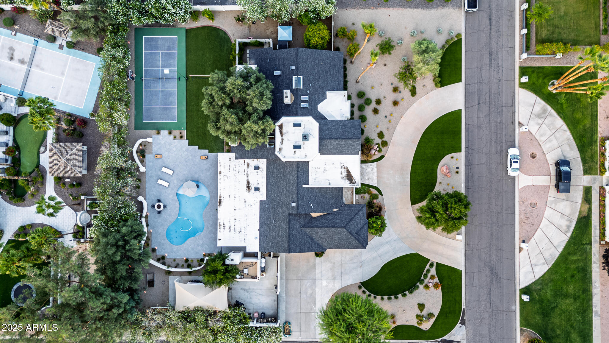 8230 E WOOD Drive