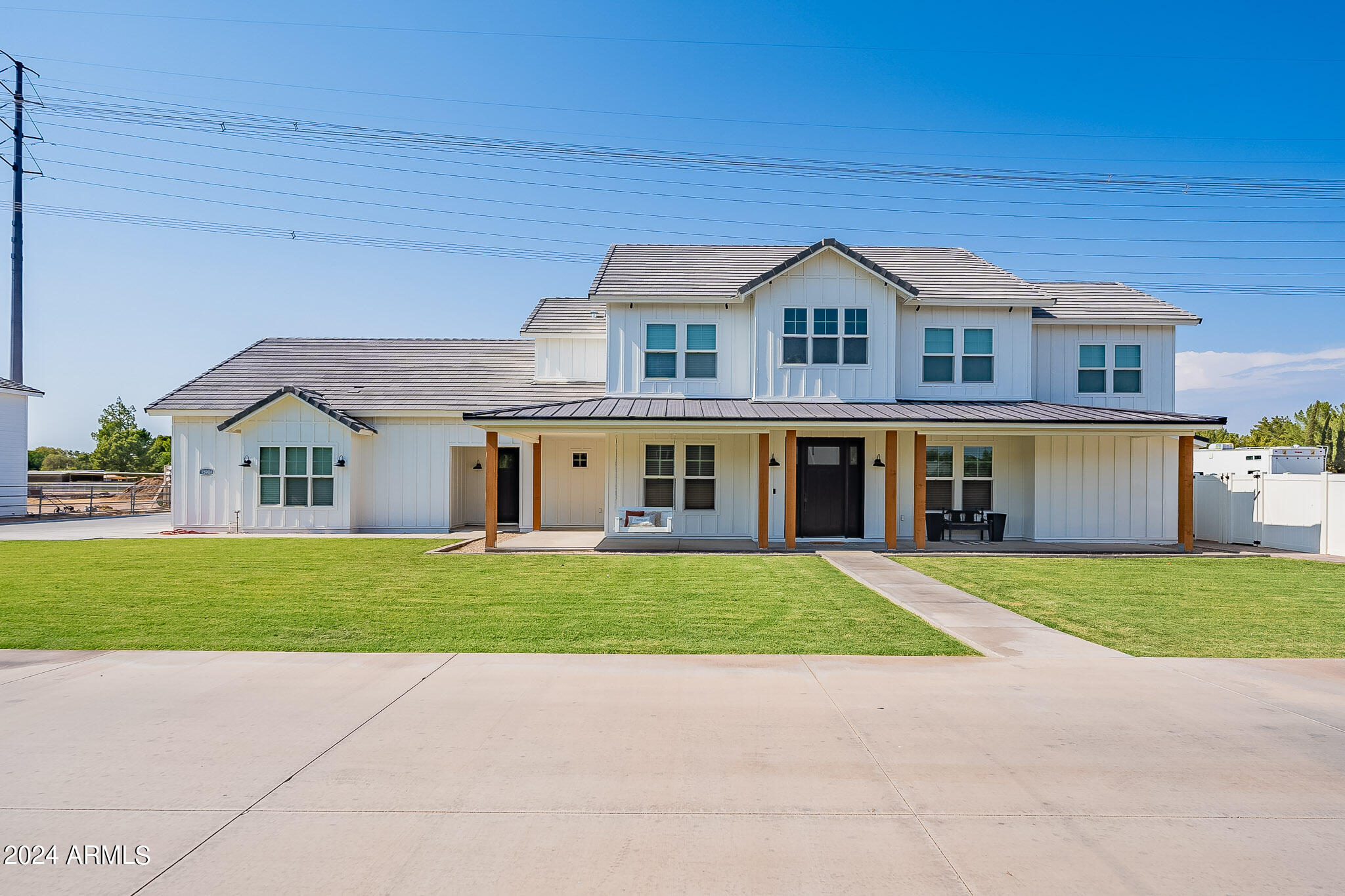 15908 E VAUGHN Avenue