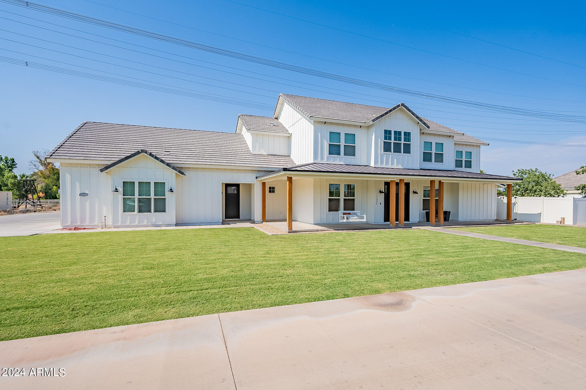 15908 E VAUGHN Avenue