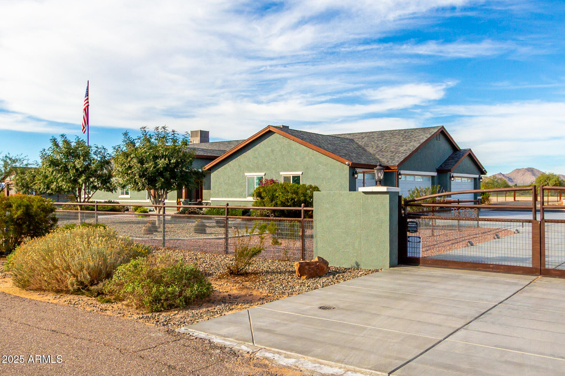 10960 W SHETLAND Lane