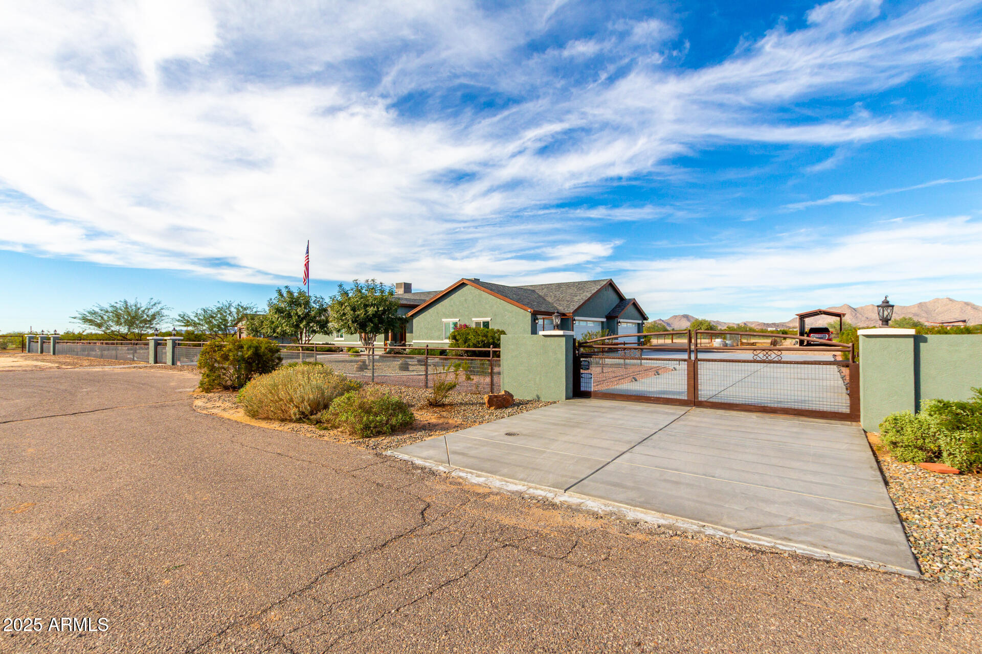 10960 W SHETLAND Lane