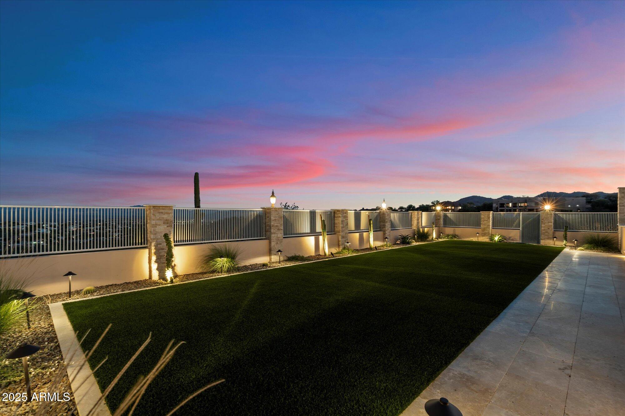 FOUNTAIN HILLS ARIZONA NO. 506-C BLOCK 2 LOTS 10 T - Residential