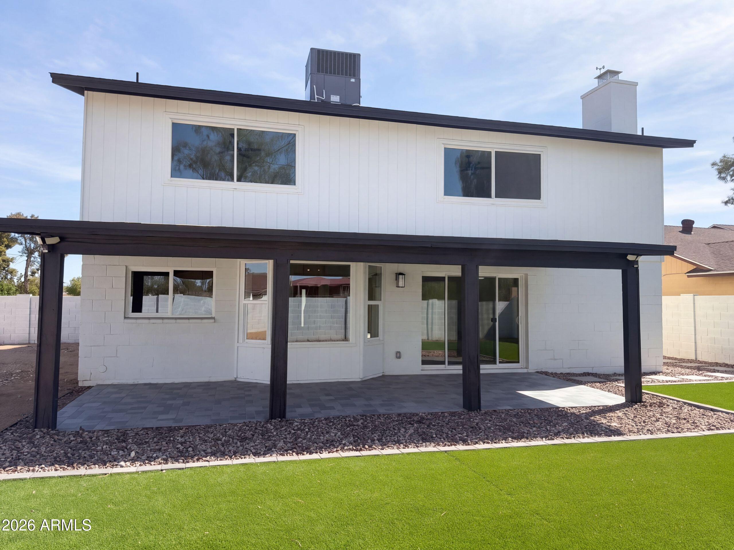2408 S SPRUCE --