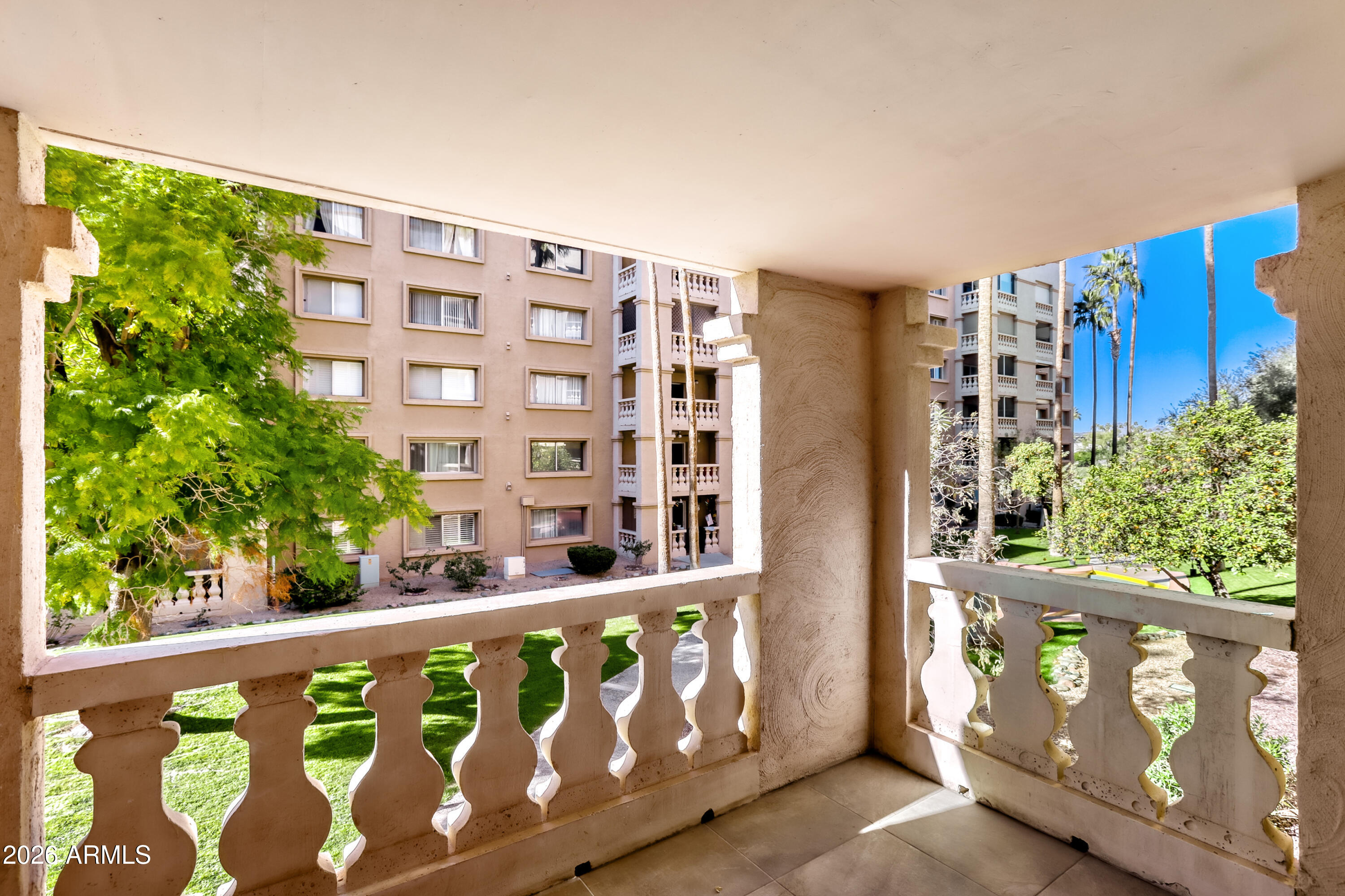 7830 E Camelback -- 205