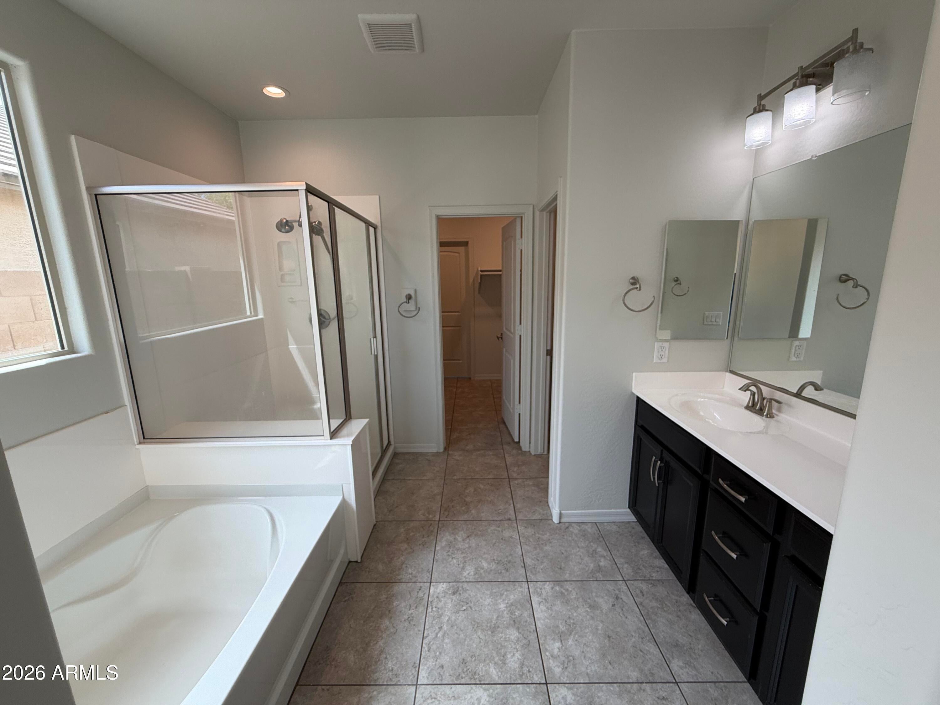 2518 E FAWN Drive
