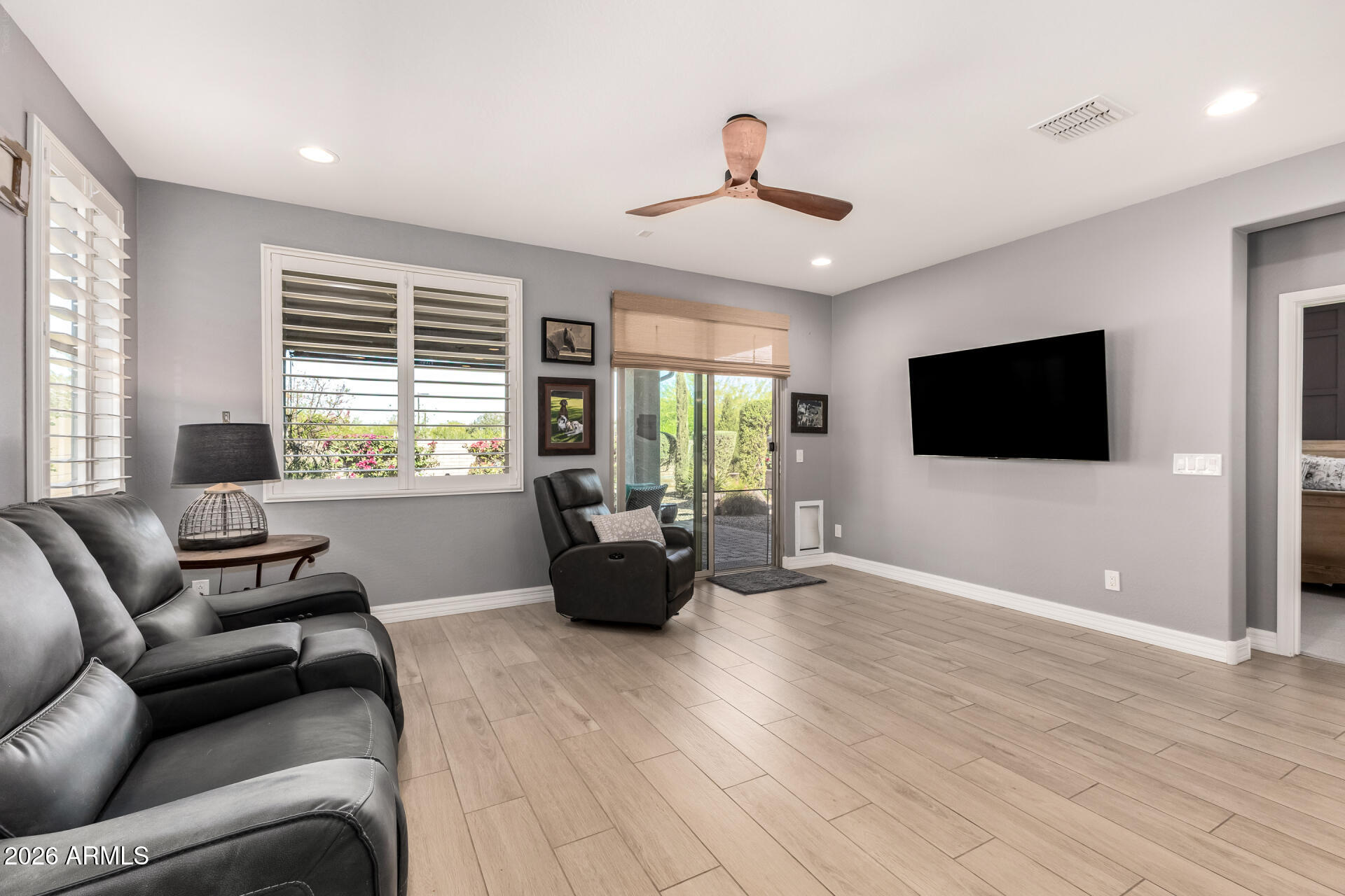 10440 E TESLA Avenue