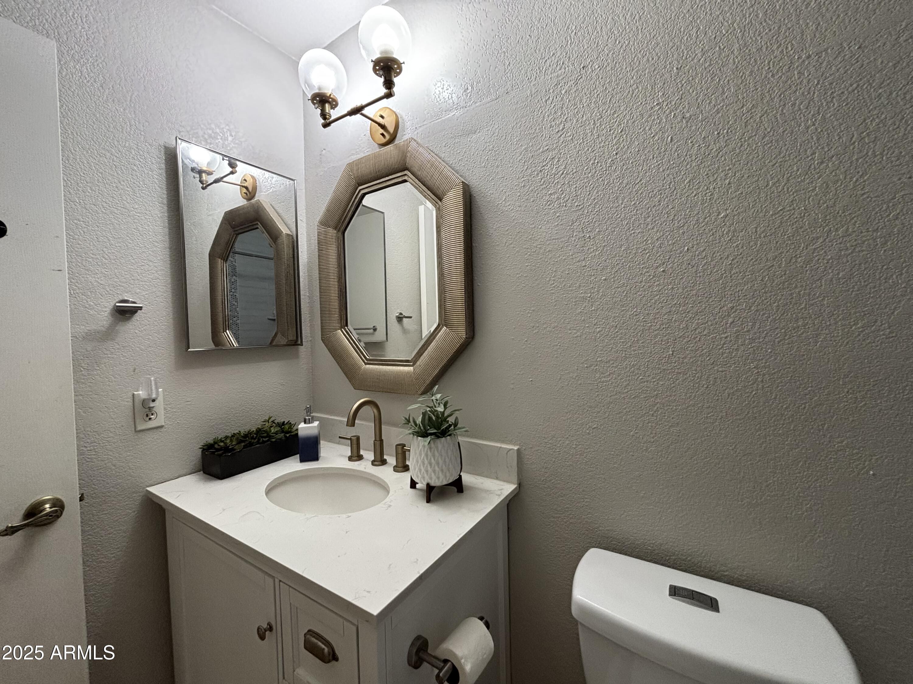 Homes for Sale in Queen Creek Arizona 3 1158 E DOUGLAS Avenue