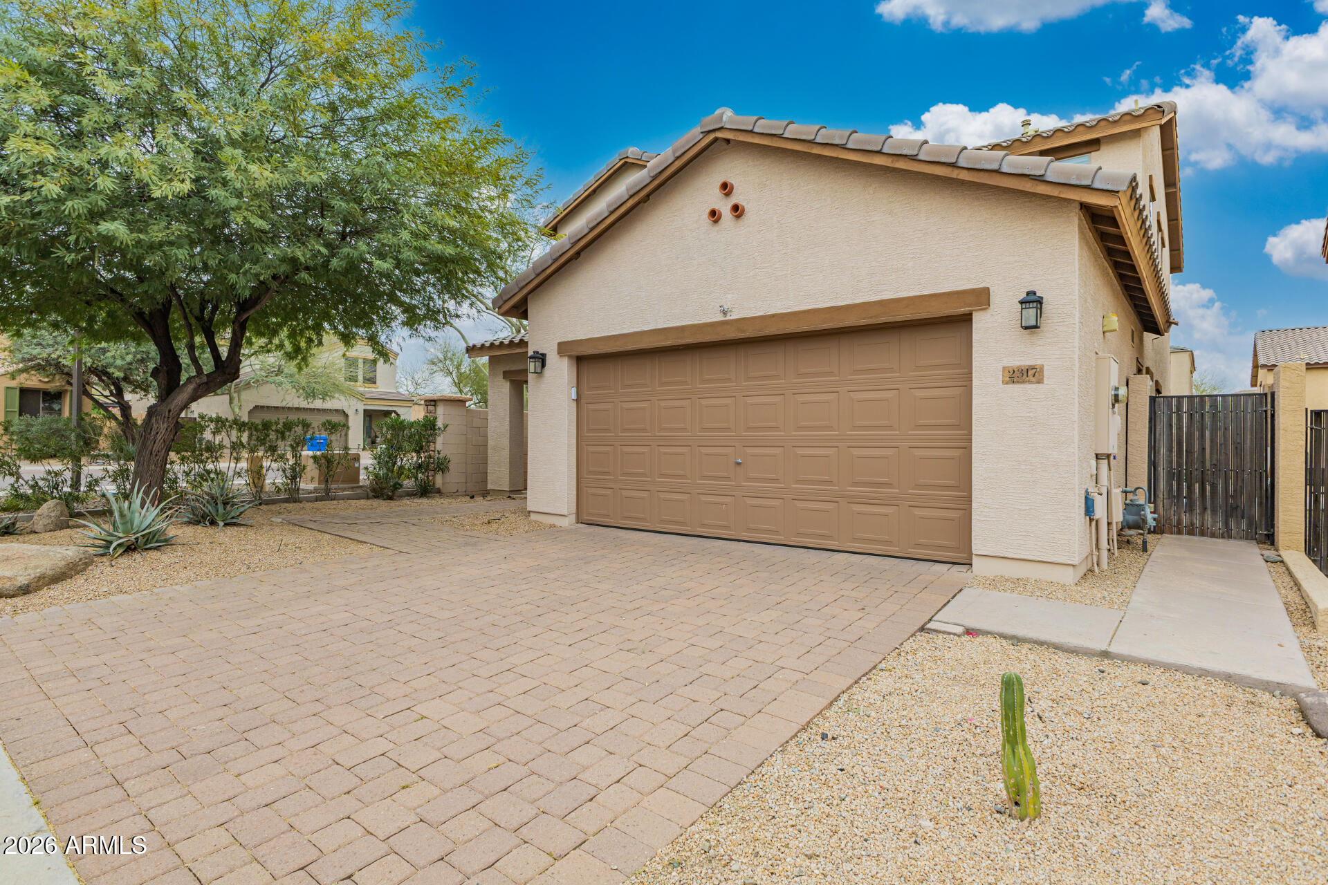 2317 W BARWICK Drive