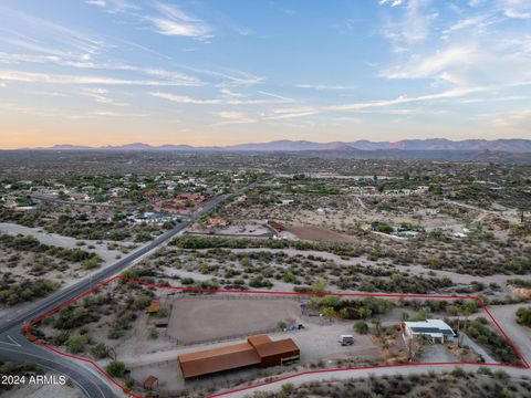 A home in Wickenburg