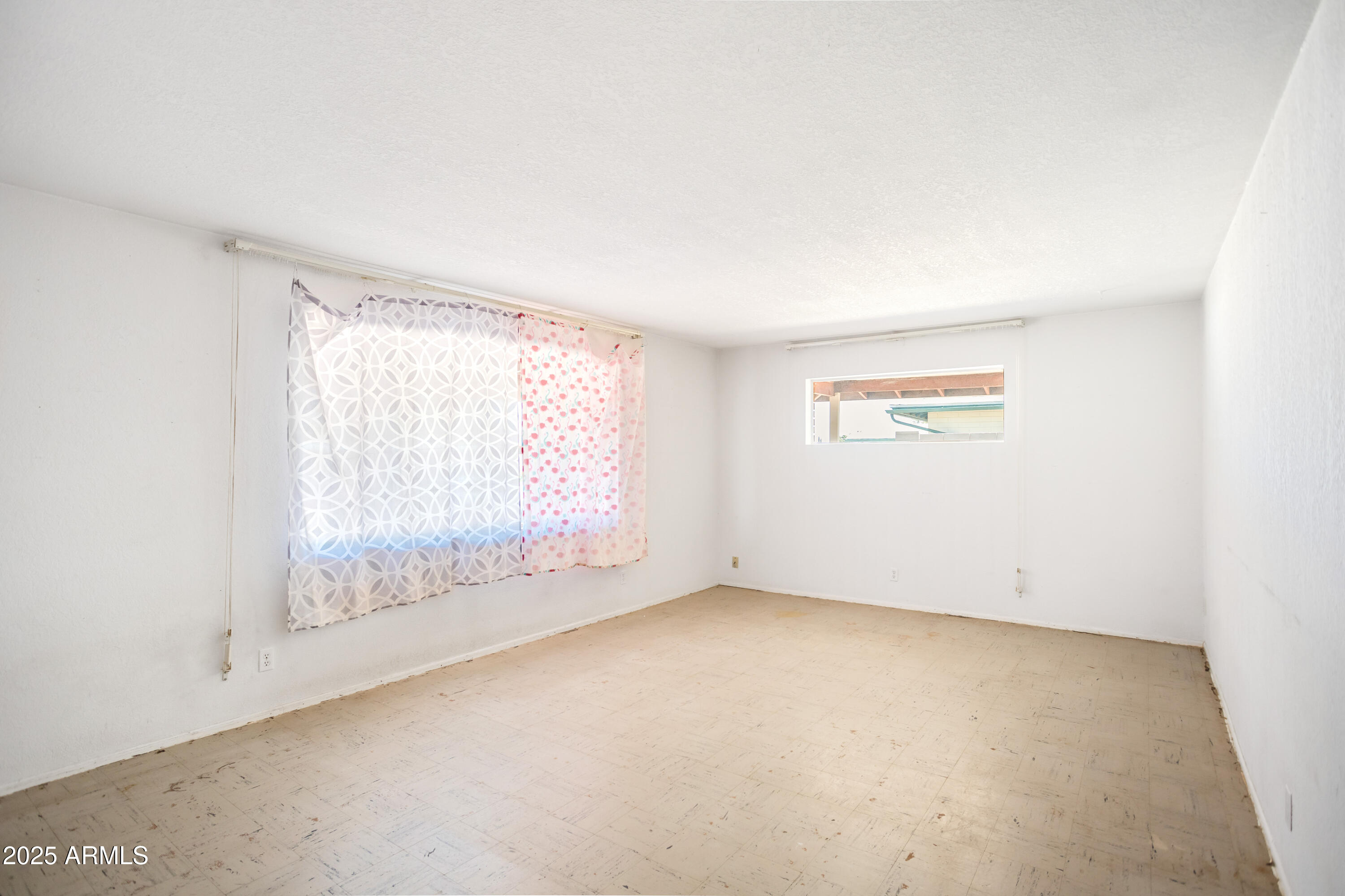 GARDEN CANYON 3 - Residential
