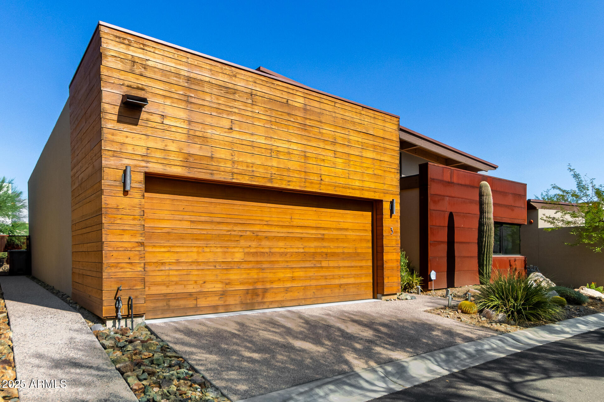 6525 E CAVE CREEK Road 3