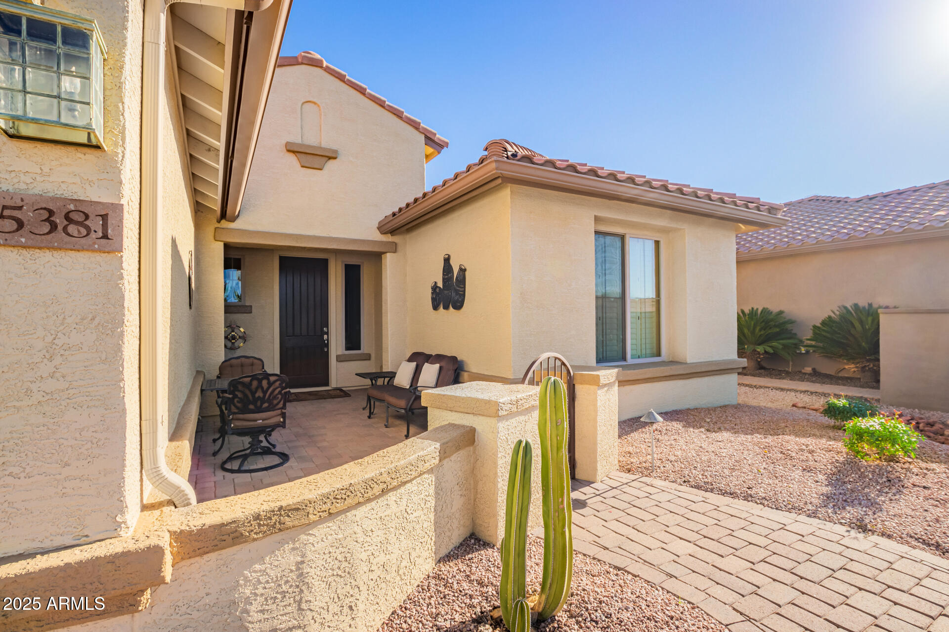 5381 N PIONEER Drive