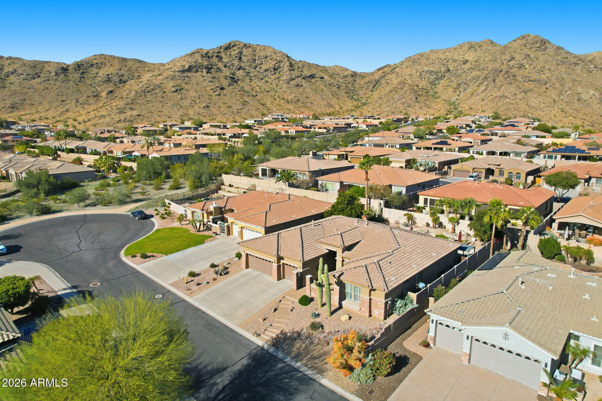 2714 W BRIARWOOD Terrace