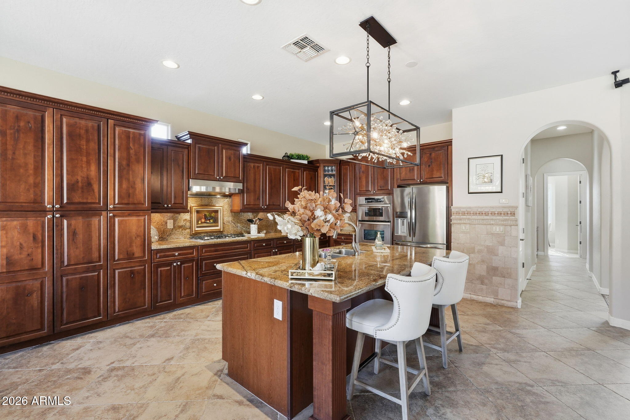 2714 W BRIARWOOD Terrace