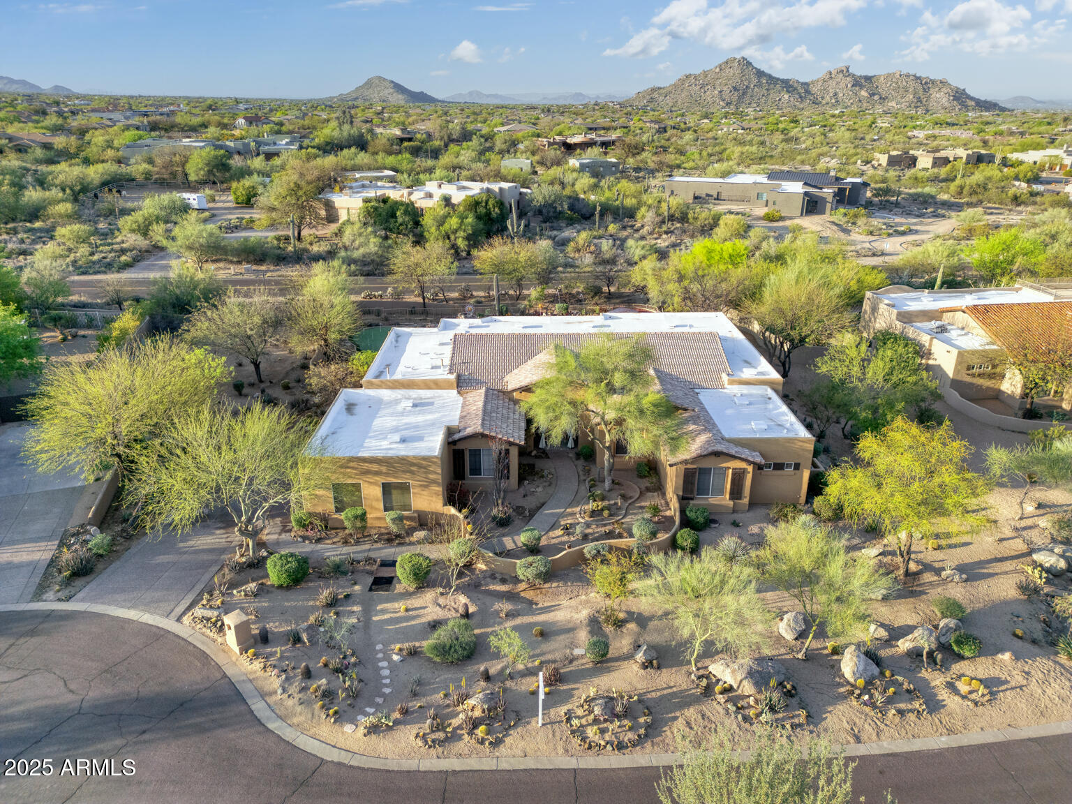 8167 E SAND FLOWER Drive