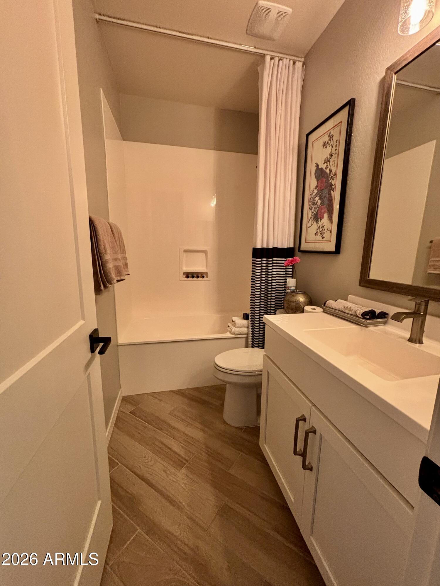 16013 W ALAMEDA Road