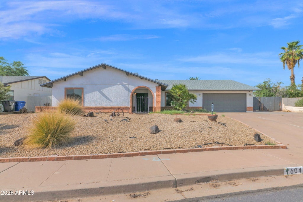 Photo of 604 W Plata Avenue, Mesa, AZ 85210 (MLS # 7074899)