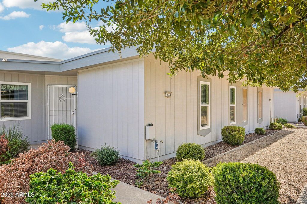 Photo of 10560 W Palmeras Drive, Sun City, AZ 85373 (MLS # 6931637)