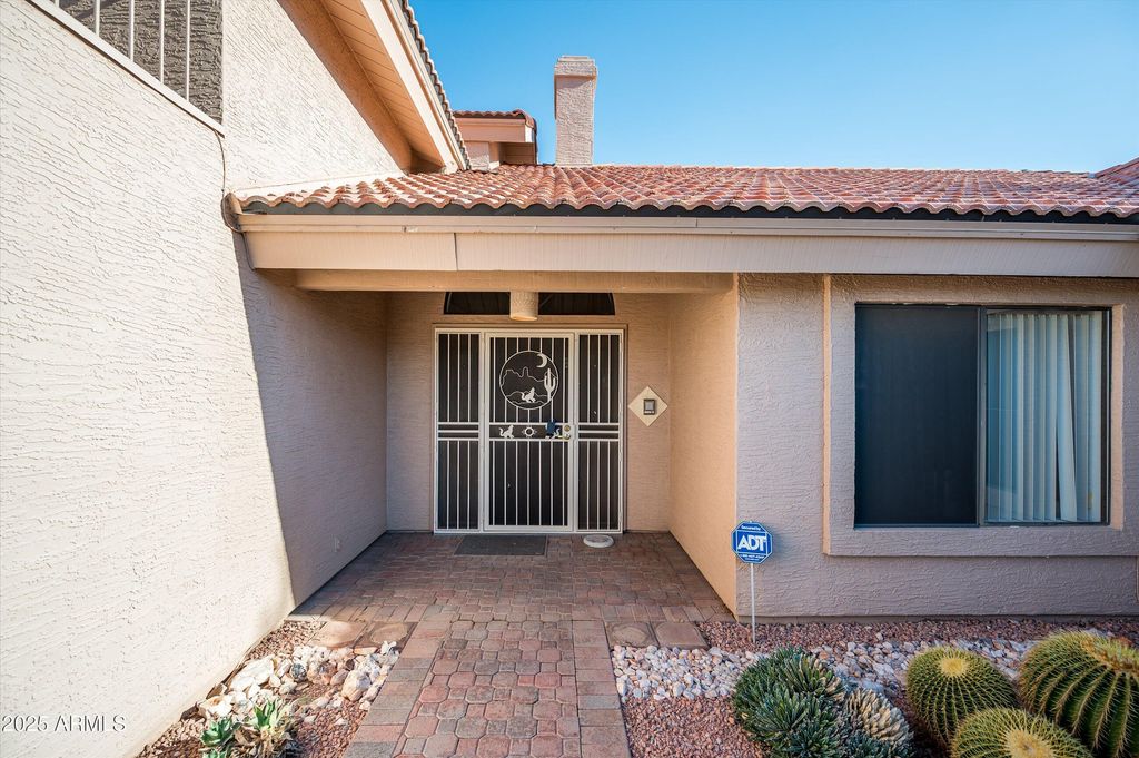Photo of 15489 E Palisades Blvd Boulevard, Fountain Hills, AZ 85268 (MLS # 6927597)