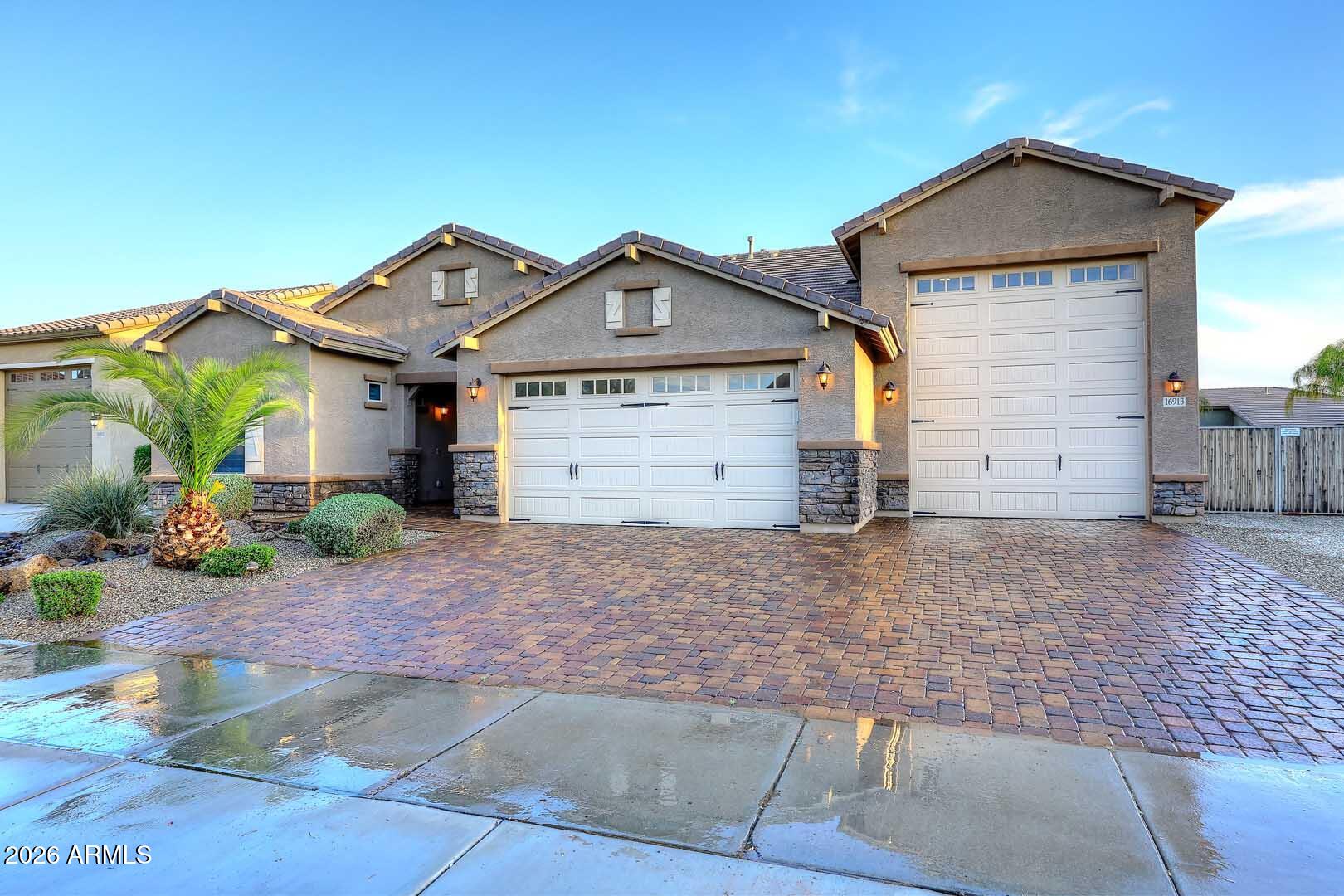 16913 W SAND HILLS Road