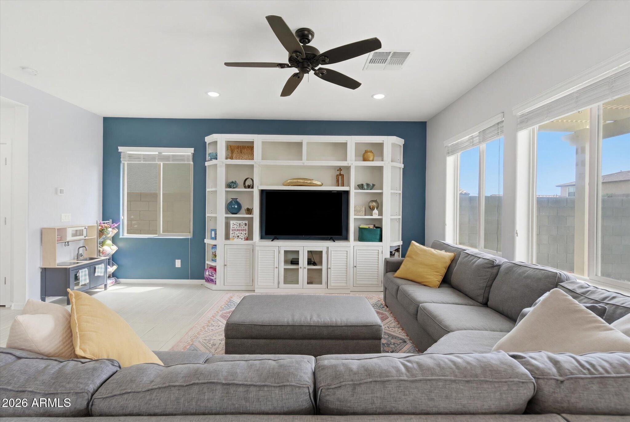 VERRADO MARKETSIDE RESIDENTIAL PHASE 3 - Residential