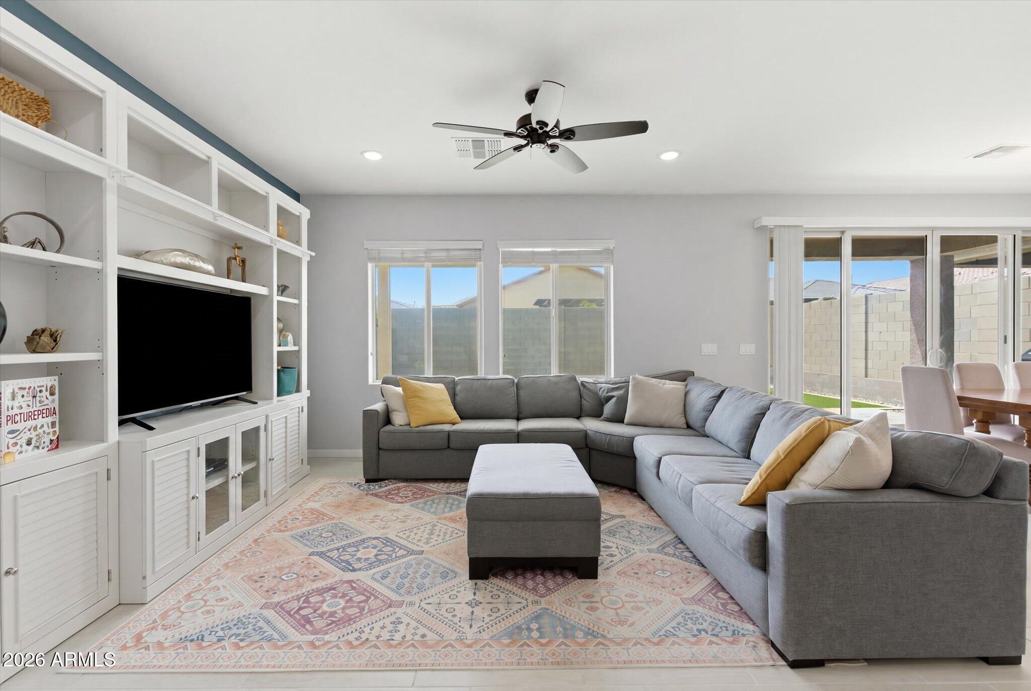 2150 N MARKETSIDE Avenue