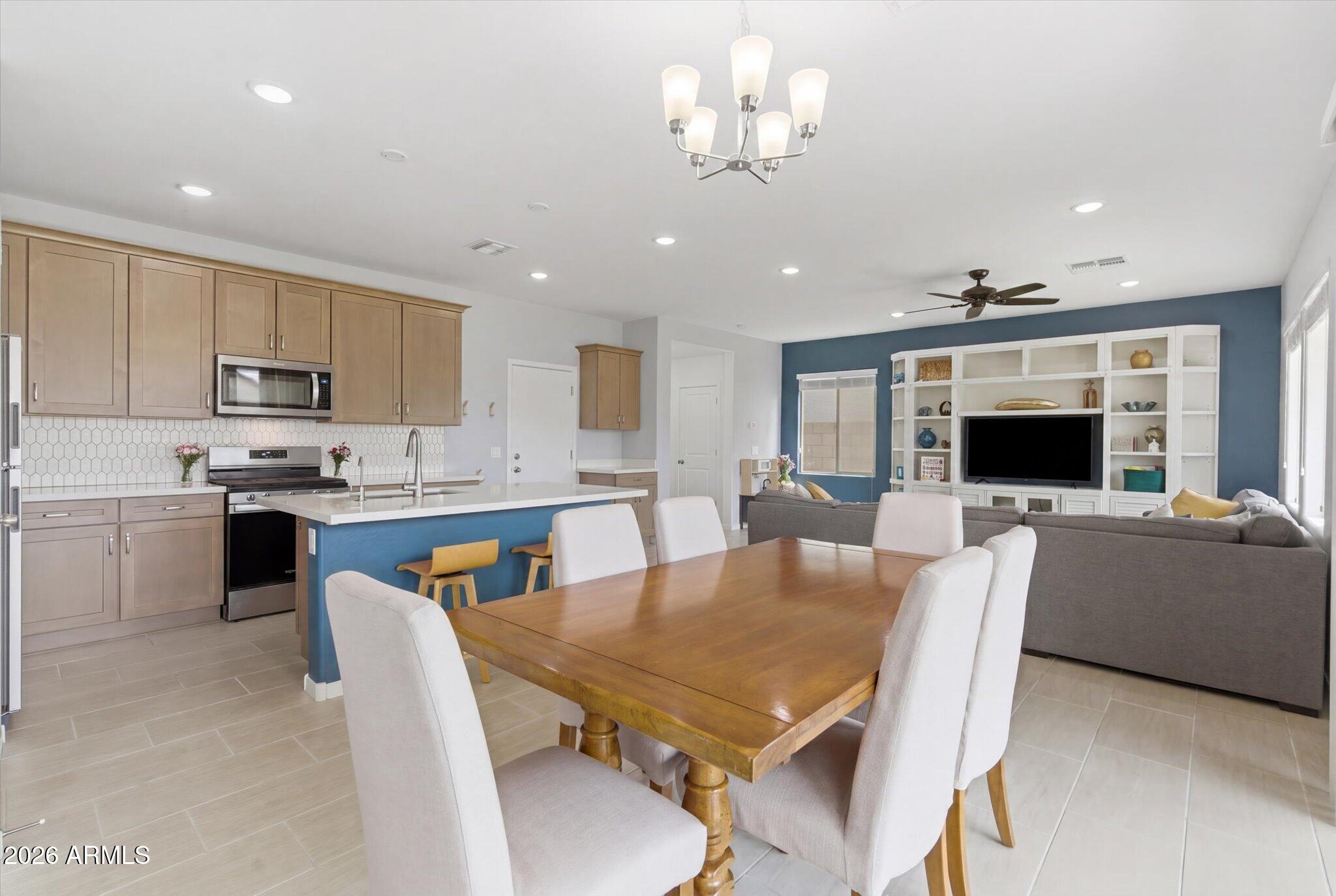 VERRADO MARKETSIDE RESIDENTIAL PHASE 3 - Residential