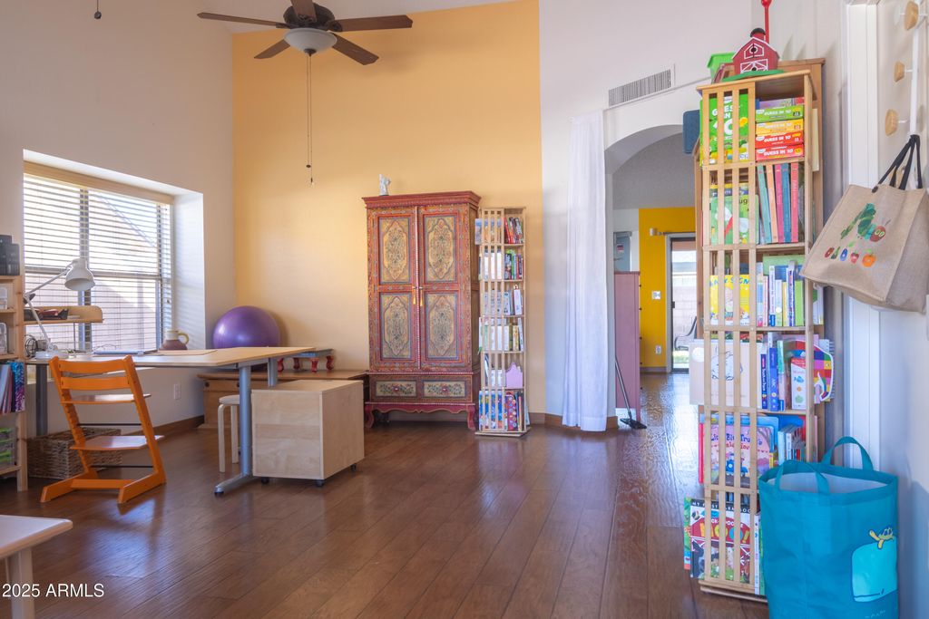 Photo of 643 W Devon Court, Gilbert, AZ 85233 (MLS # 6934087)