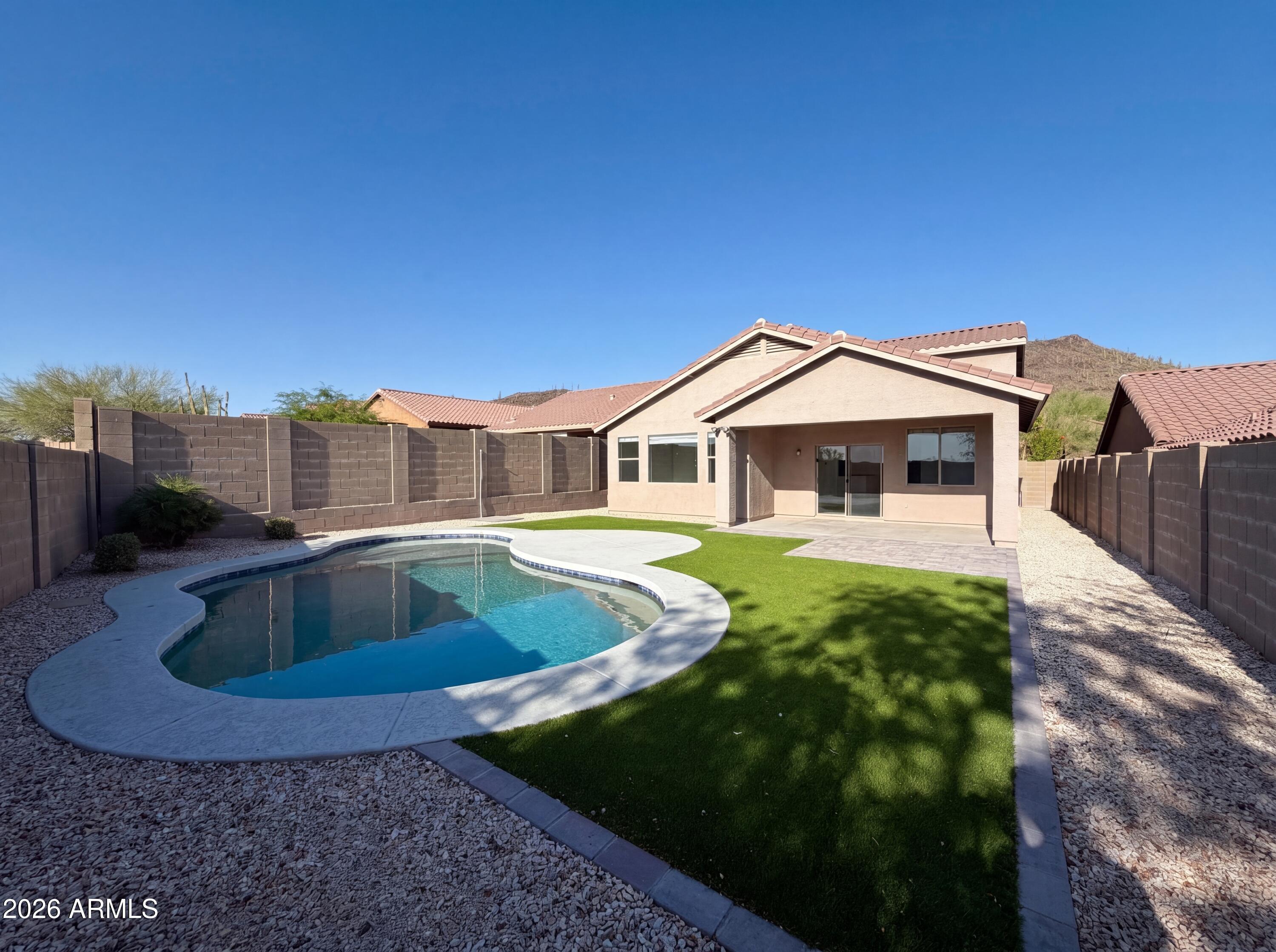 38034 N HUDSON Trail