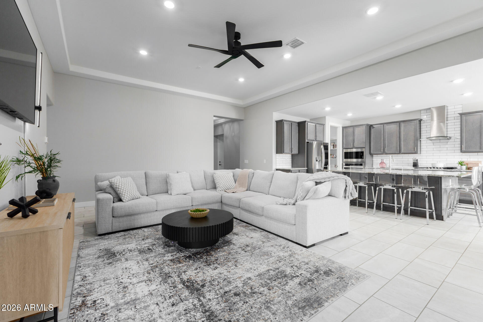 18399 W BROOKWOOD Drive