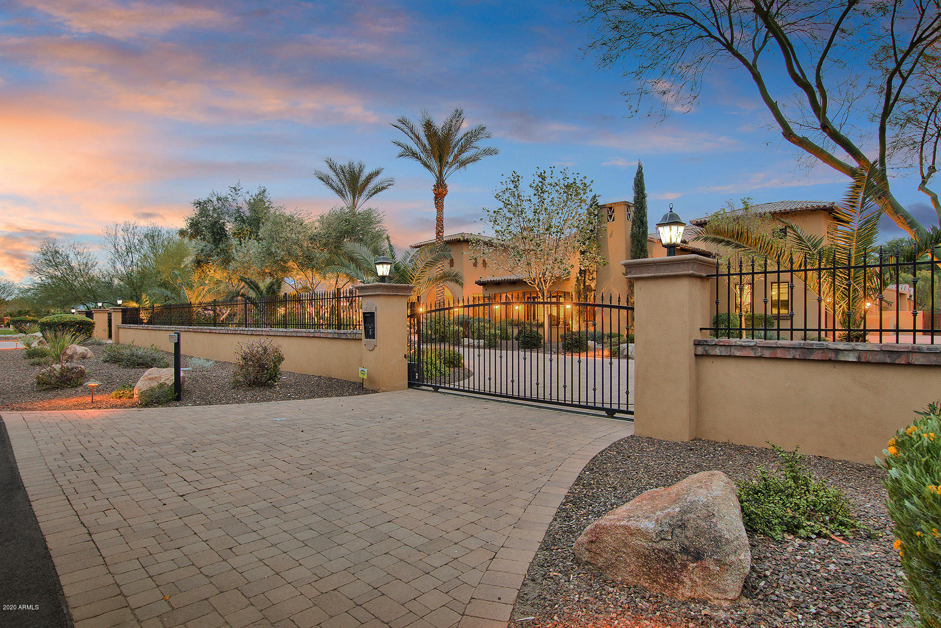 100TH STREET AND CHOLLA REPLAT - Residential